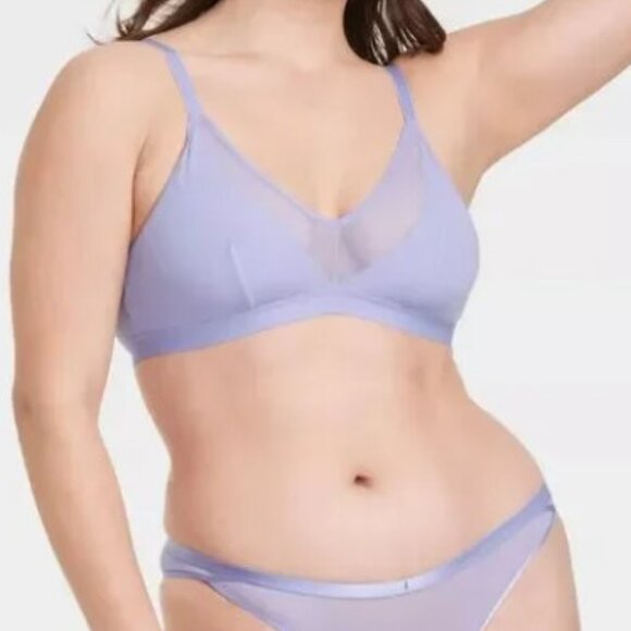 Auden | Mesh Pullover Bralette in Lilac Size M - Picture 3 of 5